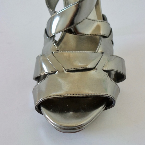 Guess by Marciano (Leather) - Picture 10 of 12